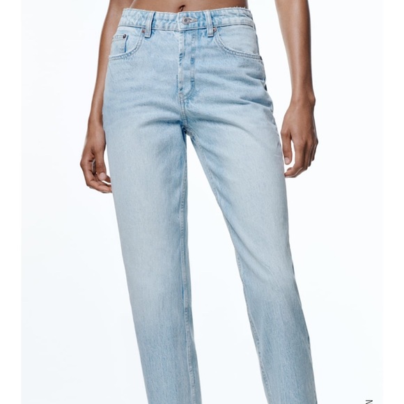 Zara The Straight Jeans - Picture 3 of 8